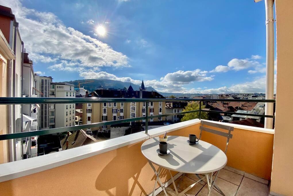 Апартаменты Toit-Terrasse Traversant Plein Centre 100M Du Lac Анси Экстерьер фото